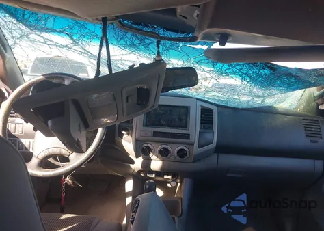 2009 Toyota Tacoma Base V6 z USA, uszkodzony, nr VIN 3TMLU42N19M021659